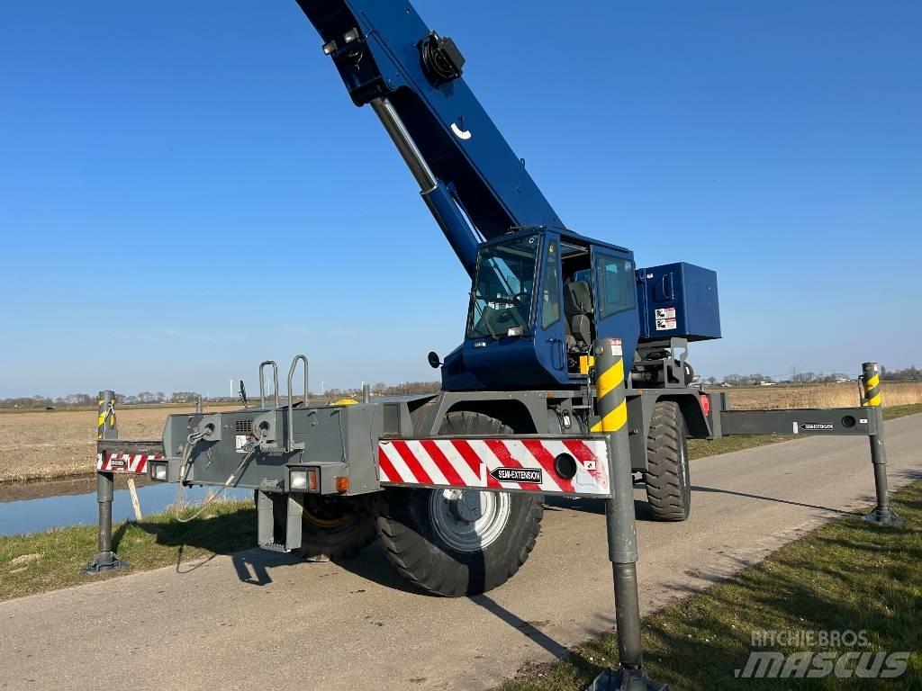 Grove RT 540 E Røff terreng kraner