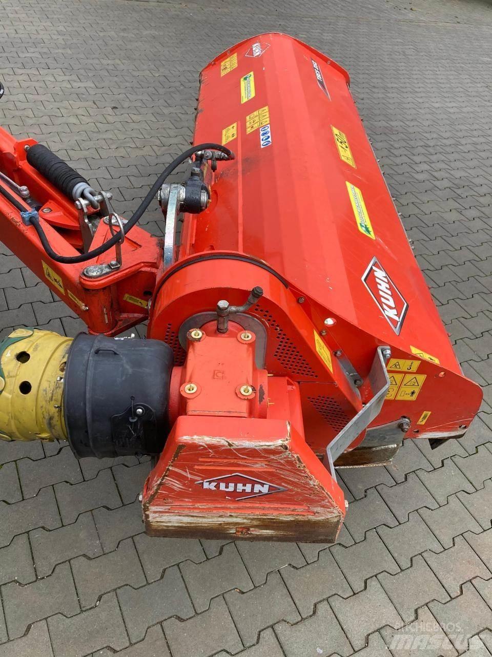 Kuhn TBES 262 Beitepussere og toppkuttere