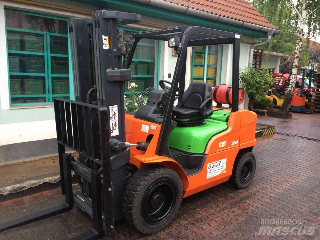 CAT GP 35 N V-2682 Propan trucker