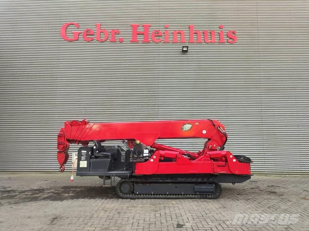 Unic URW 706 CDE Beltegående Kran