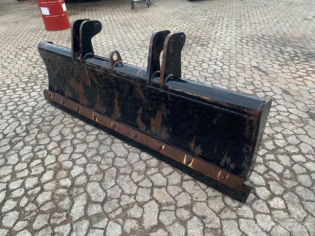 Terex  Kniver