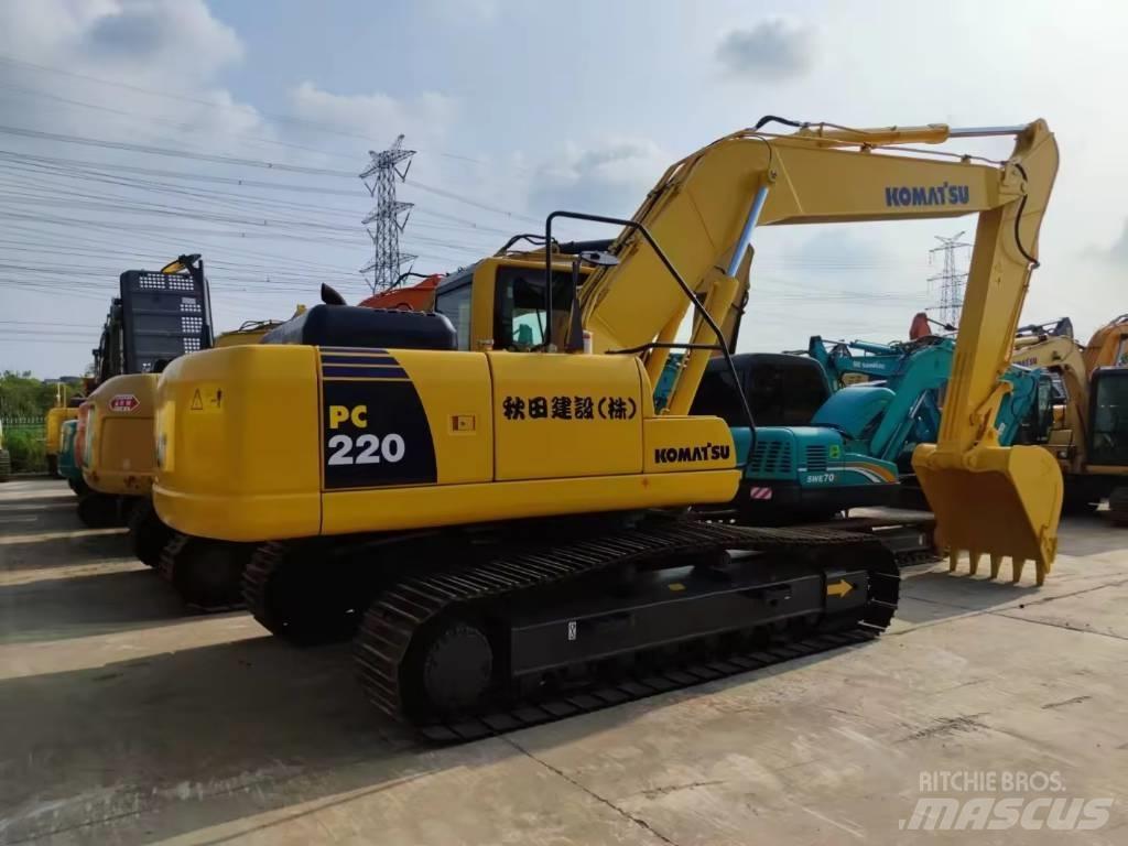 Komatsu PC 220 Beltegraver