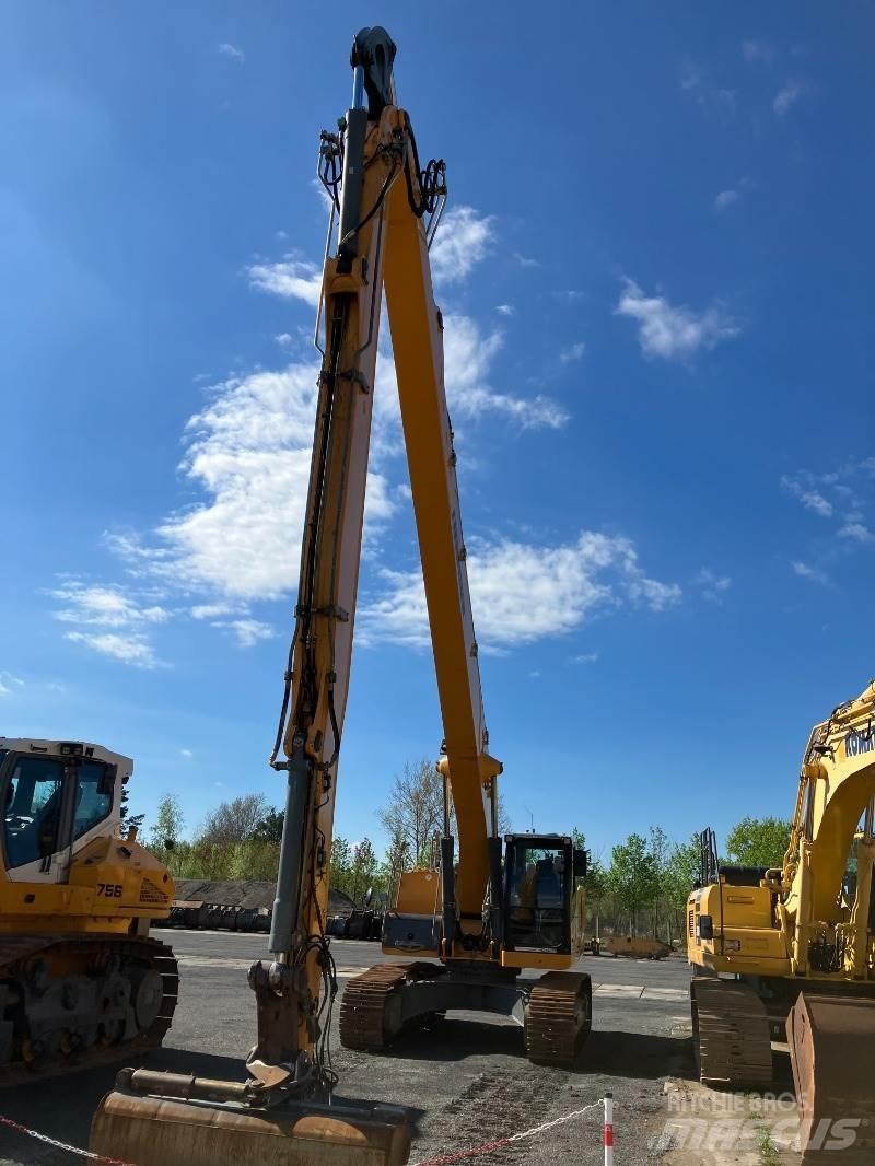 Liebherr R936 Beltegraver