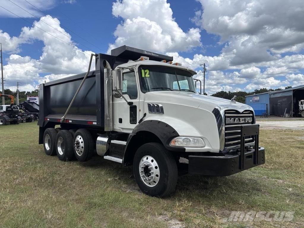 Mack GRANITE GU813 Tippbil