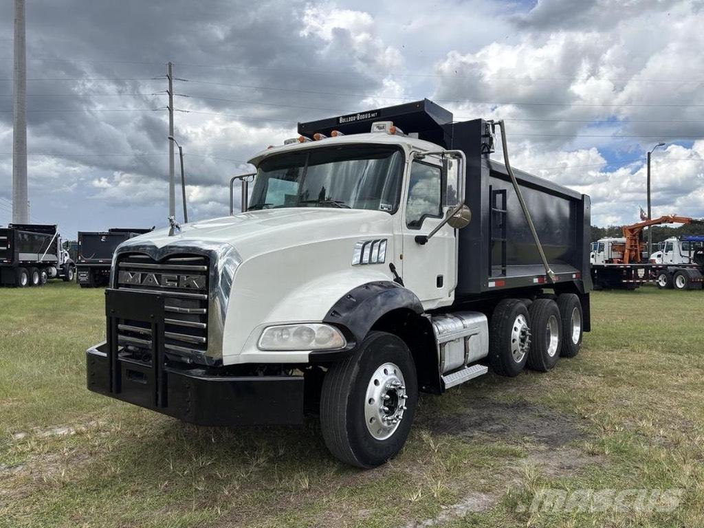 Mack GRANITE GU813 Tippbil