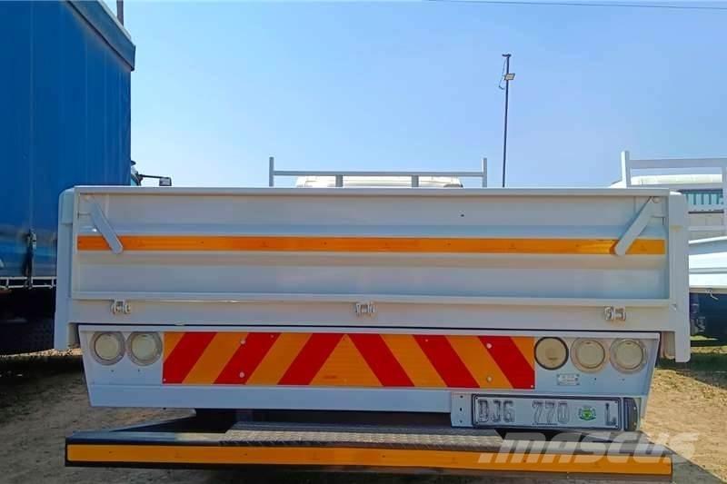 Isuzu NPR400 Andre lastebiler