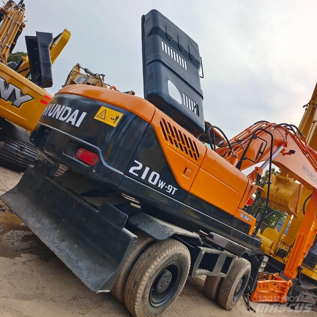 Hyundai 210W-9 Hjulgravere