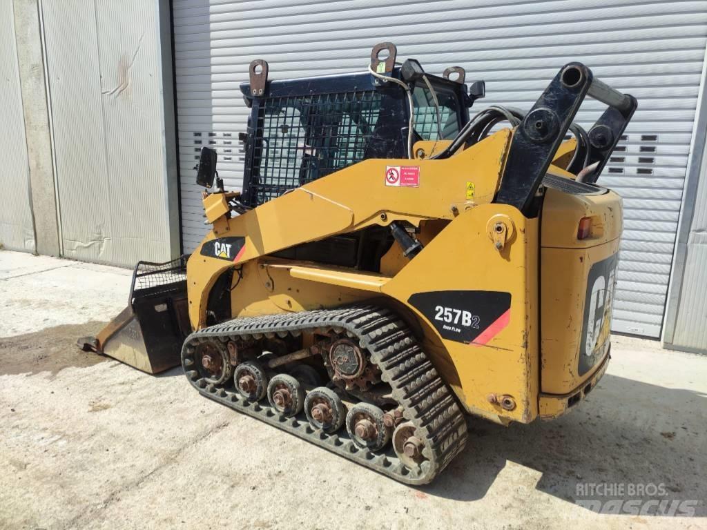 CAT 257 B 2 Beltelastere