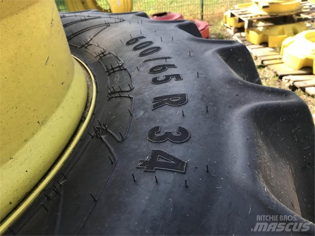 Mitas 600/65R34 Dekk, hjul og felger