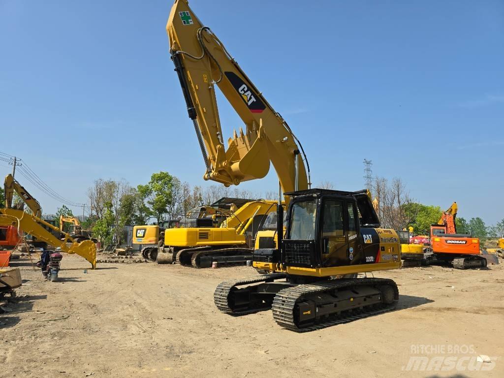 CAT 320D2 Beltegraver