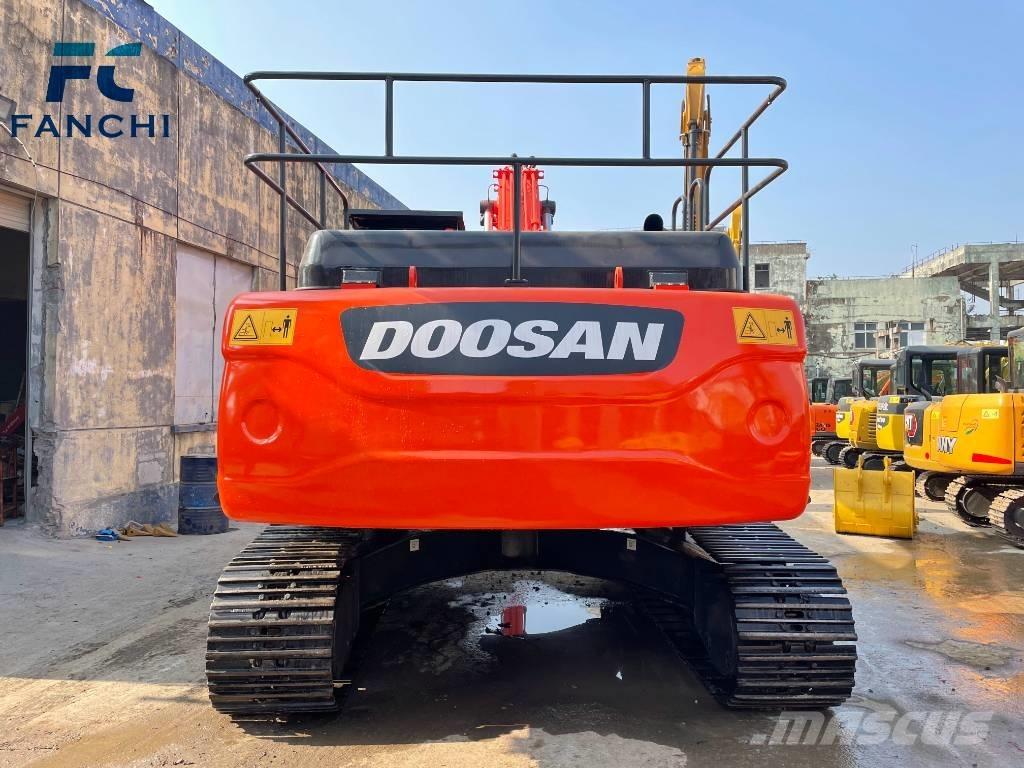 Doosan DX 300LC-9C Beltegraver