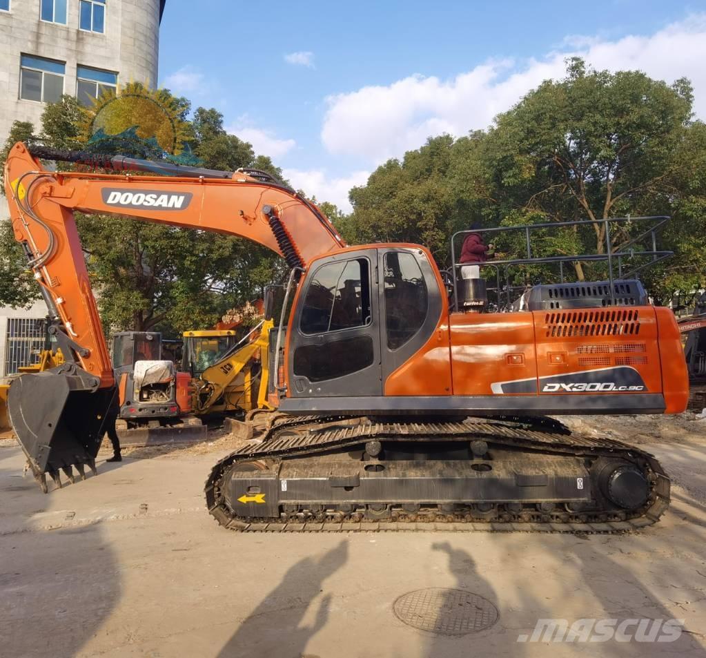 Doosan DX 300 LC Beltegraver
