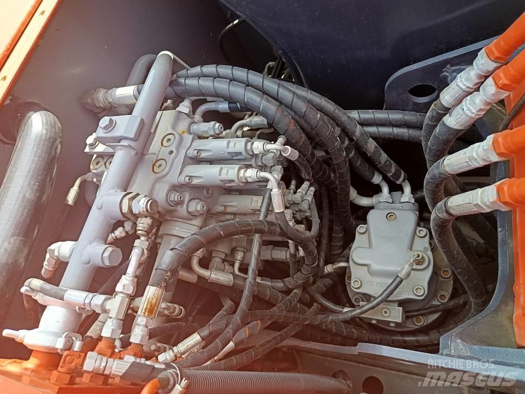 Hitachi ZX 70 Beltegraver