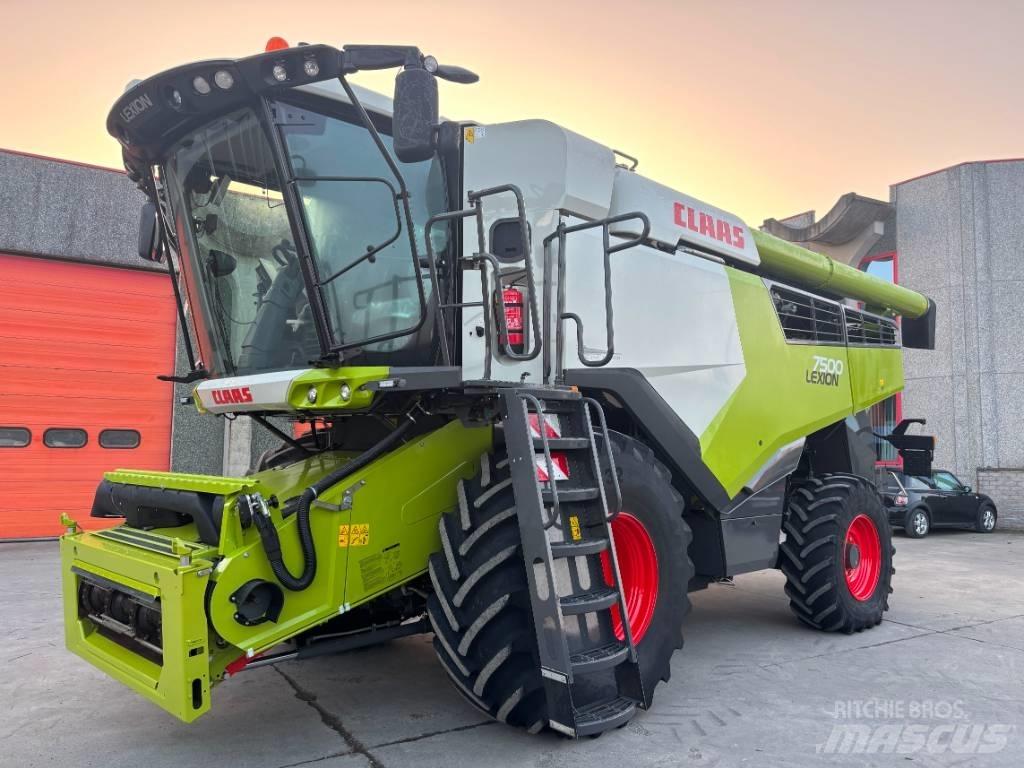 CLAAS Lexion 7500 Skurtreskere