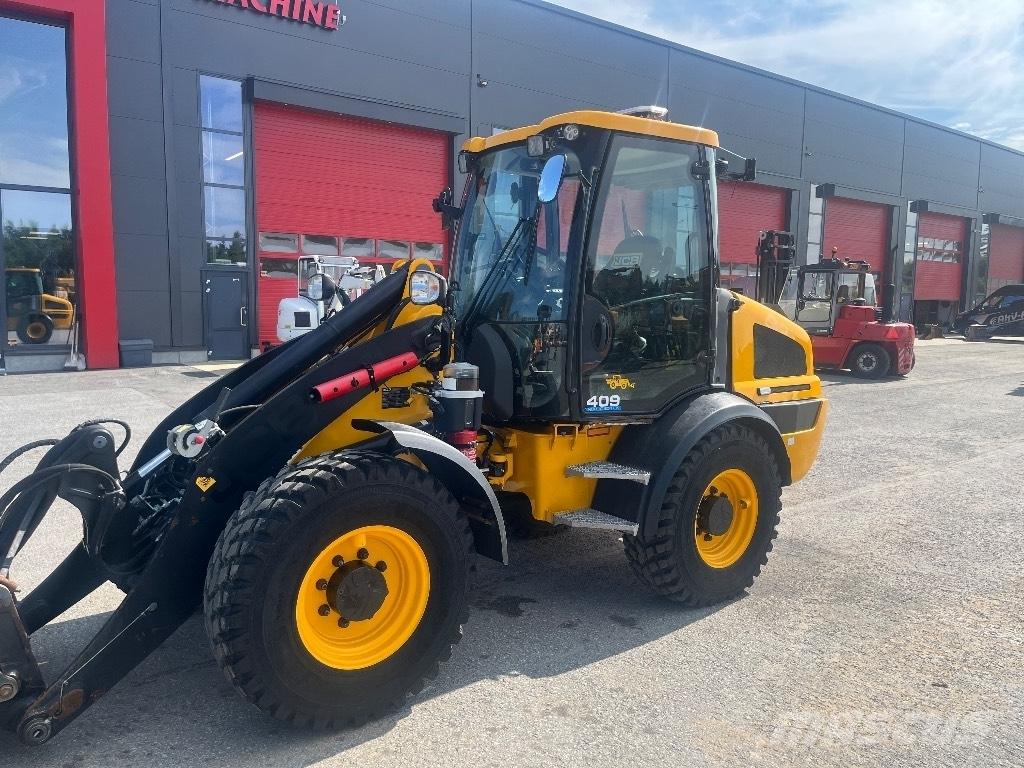 JCB 409 / Myyty, Sold Hjullastere