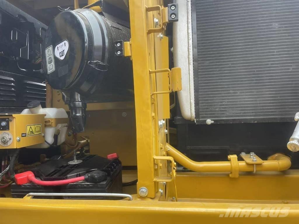 CAT 329 D Beltegraver