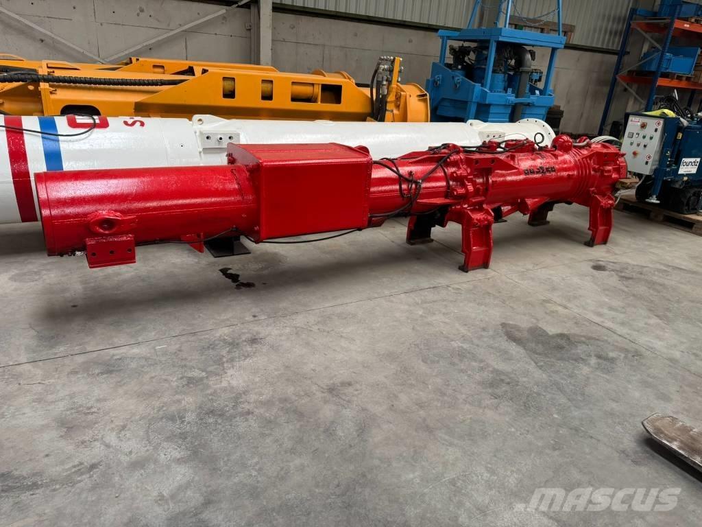 Delmag D30-13 Diesel hammere