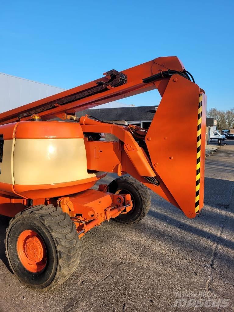 JLG 600 AJ Teleskop bomlifter