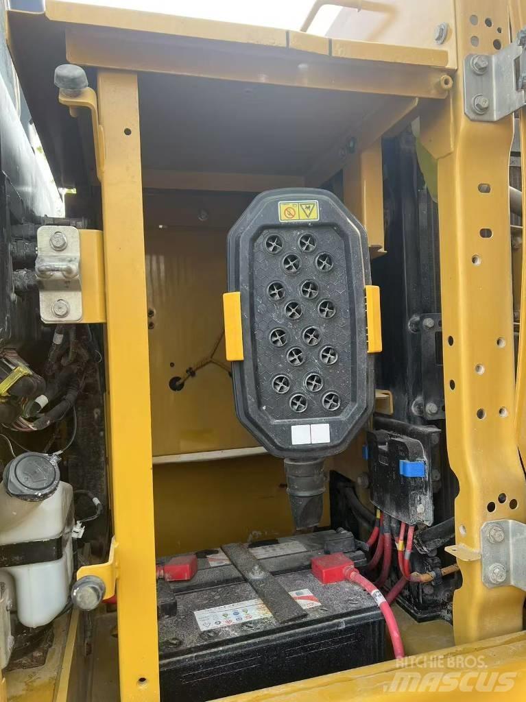 CAT 320 GC Beltegraver