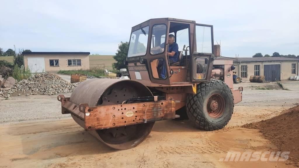 CASE W 1102 D Valsetog