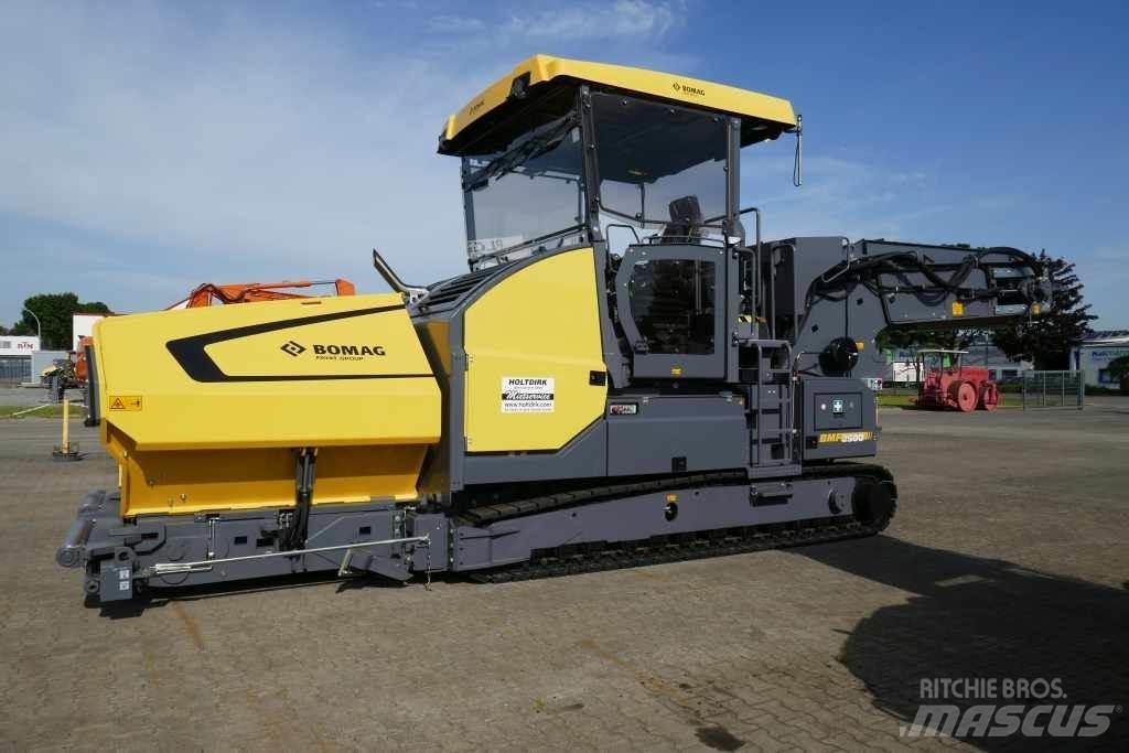 Bomag BMF 2500 M Matere