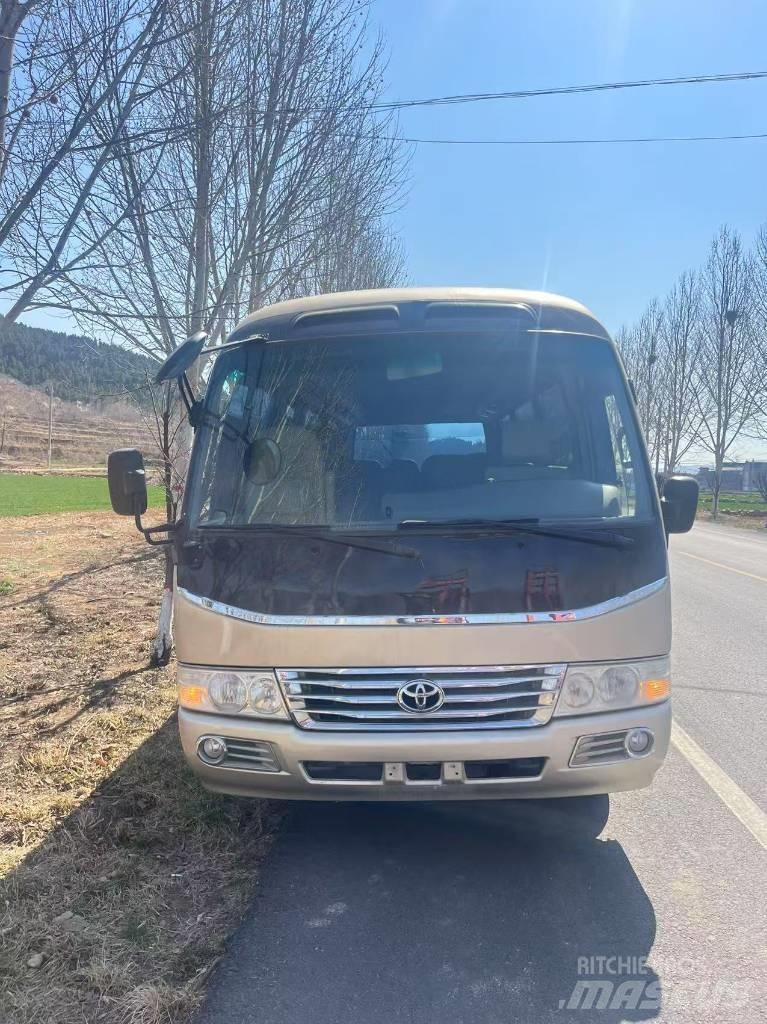 Toyota Coaster Intercity busser
