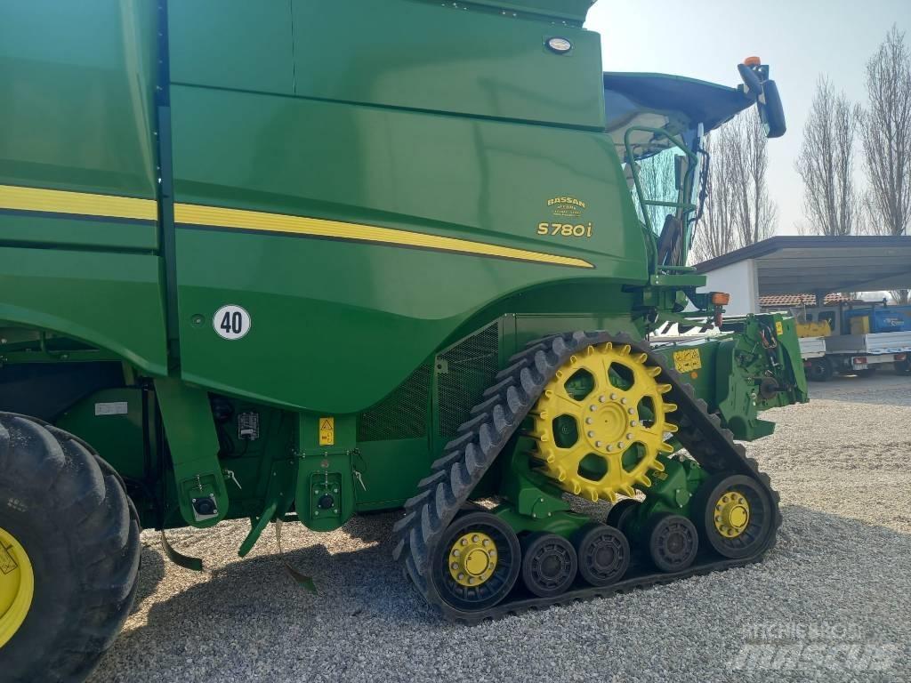 John Deere S 780i Skurtreskere