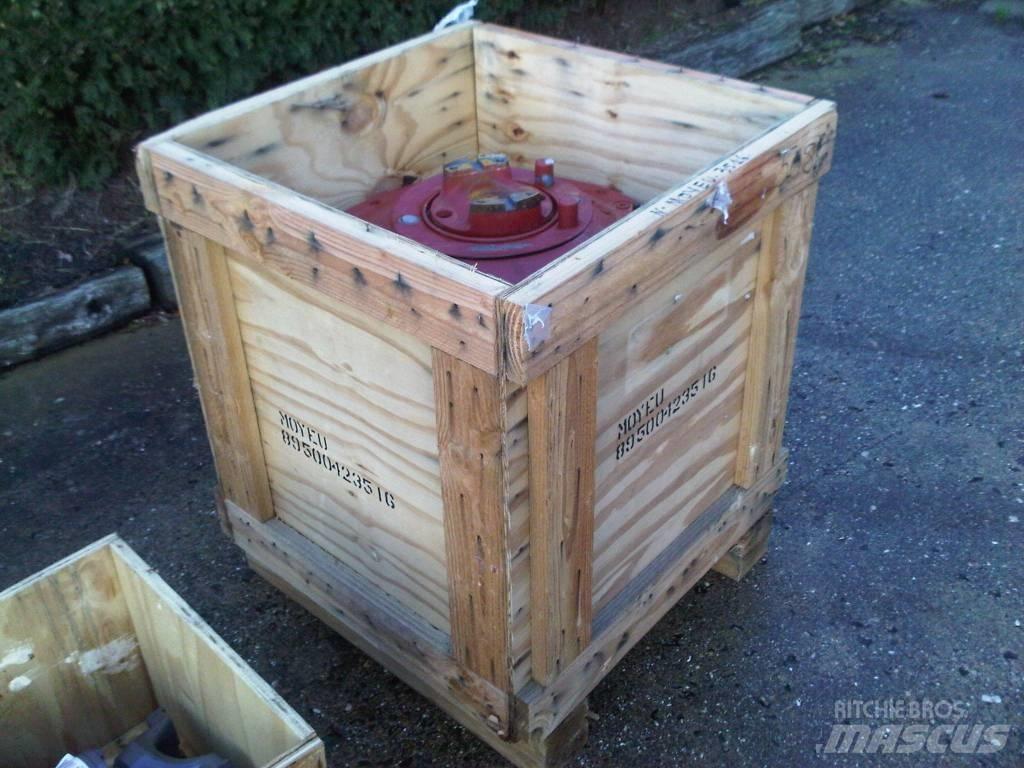 CASE 340 B Aksler
