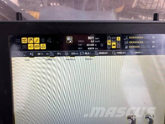 Ponsse Buffalo 8W Lassbærere