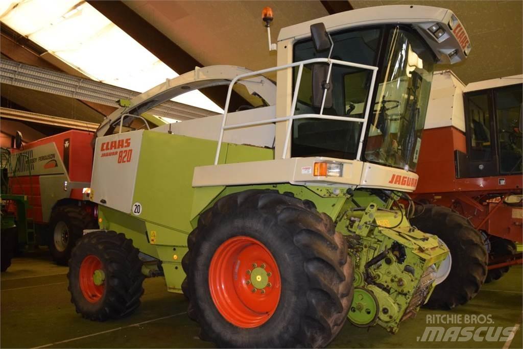 CLAAS Jaguar 820 Selvdrevne fôrhøstere