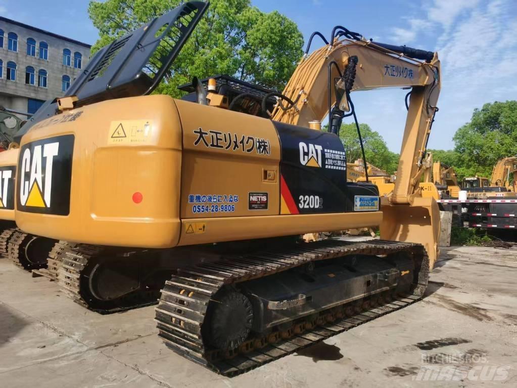 CAT 320d2 Beltegraver