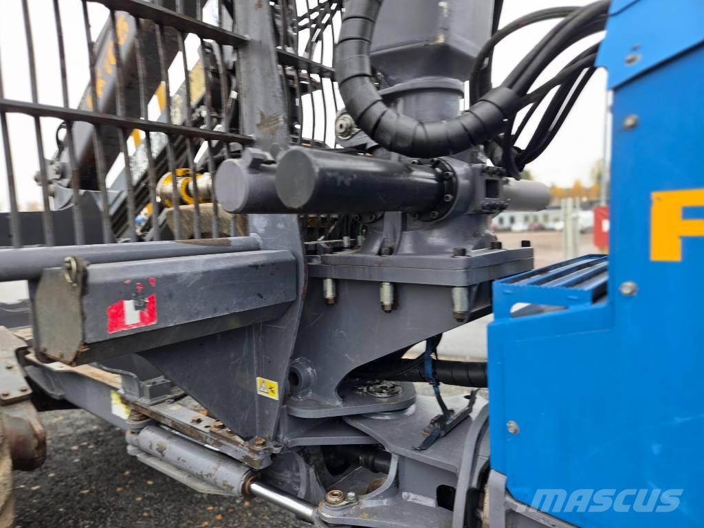 Rottne F11D Lassbærere