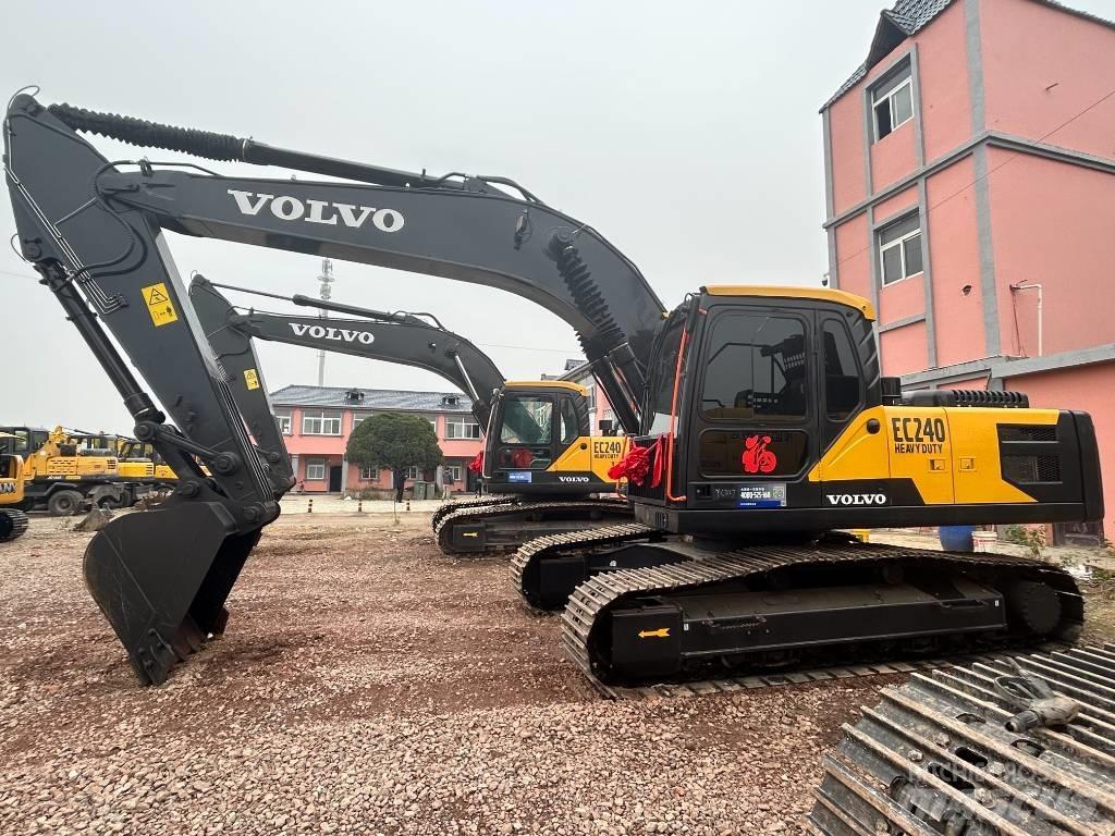 Volvo EC 240 Beltegraver