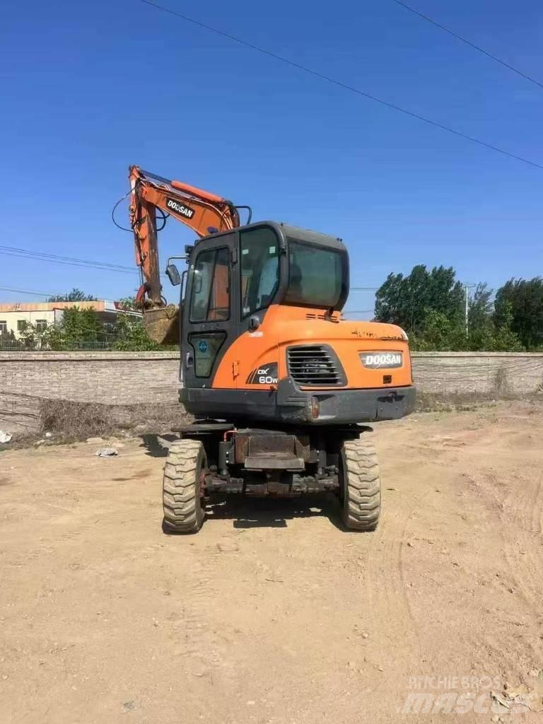Doosan DX60W Hjulgravere