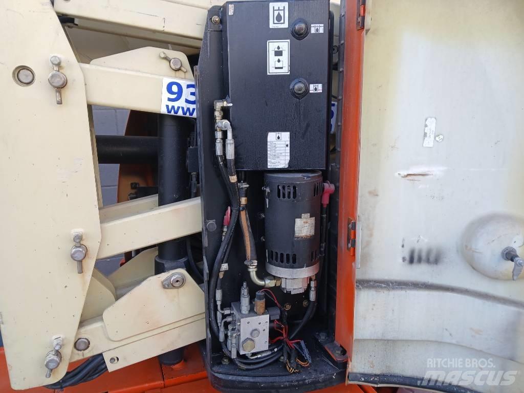 JLG E300AJP Leddede bomlifter