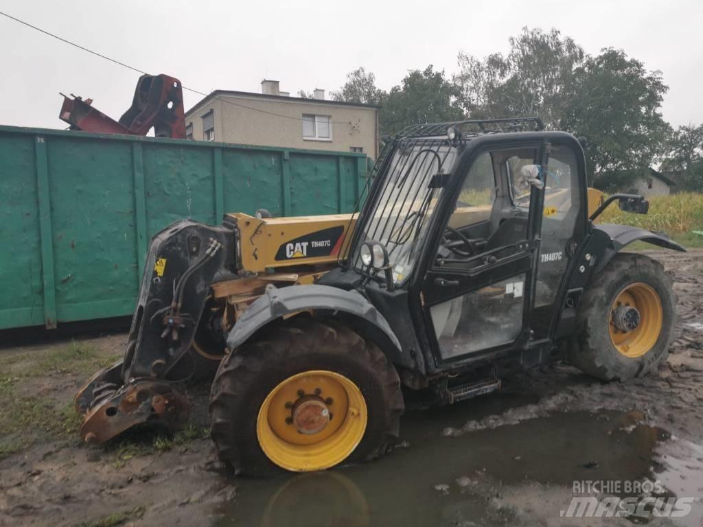 CAT TH 407 2013r Teleskoplastere