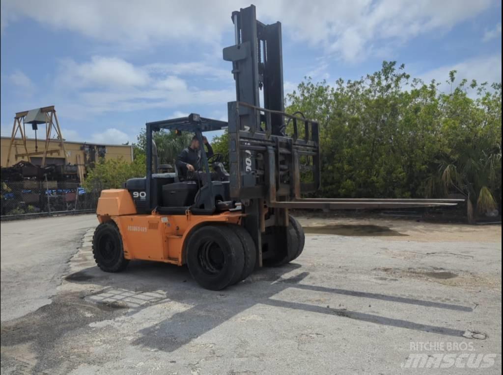 Doosan D 90 S-7 Gaffeltrucker - Annet