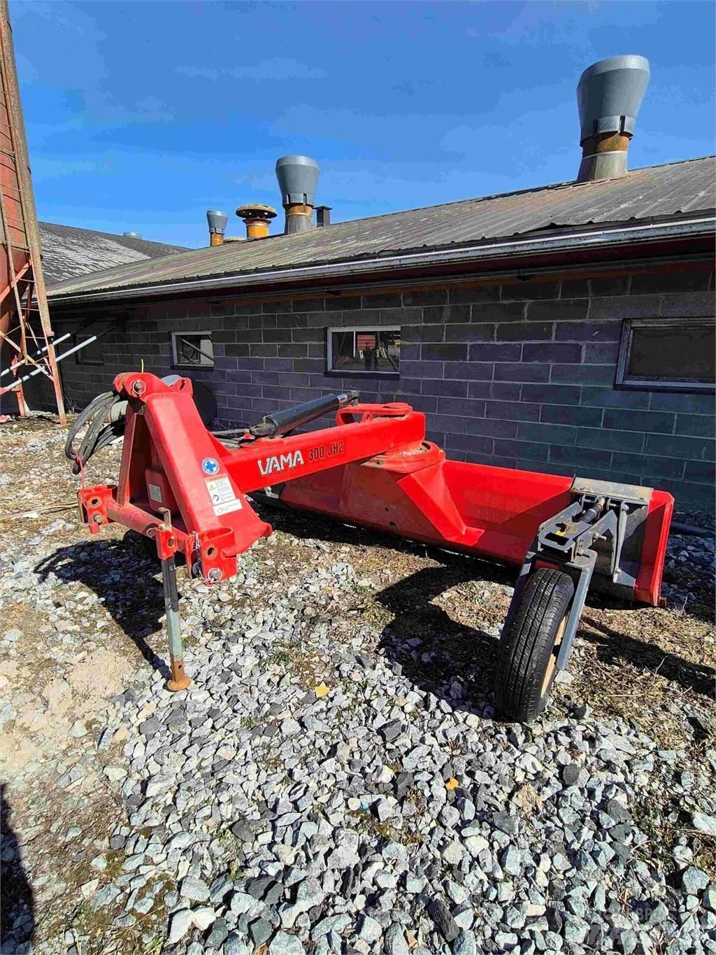 Vama JH-2 takalana Veiskraper