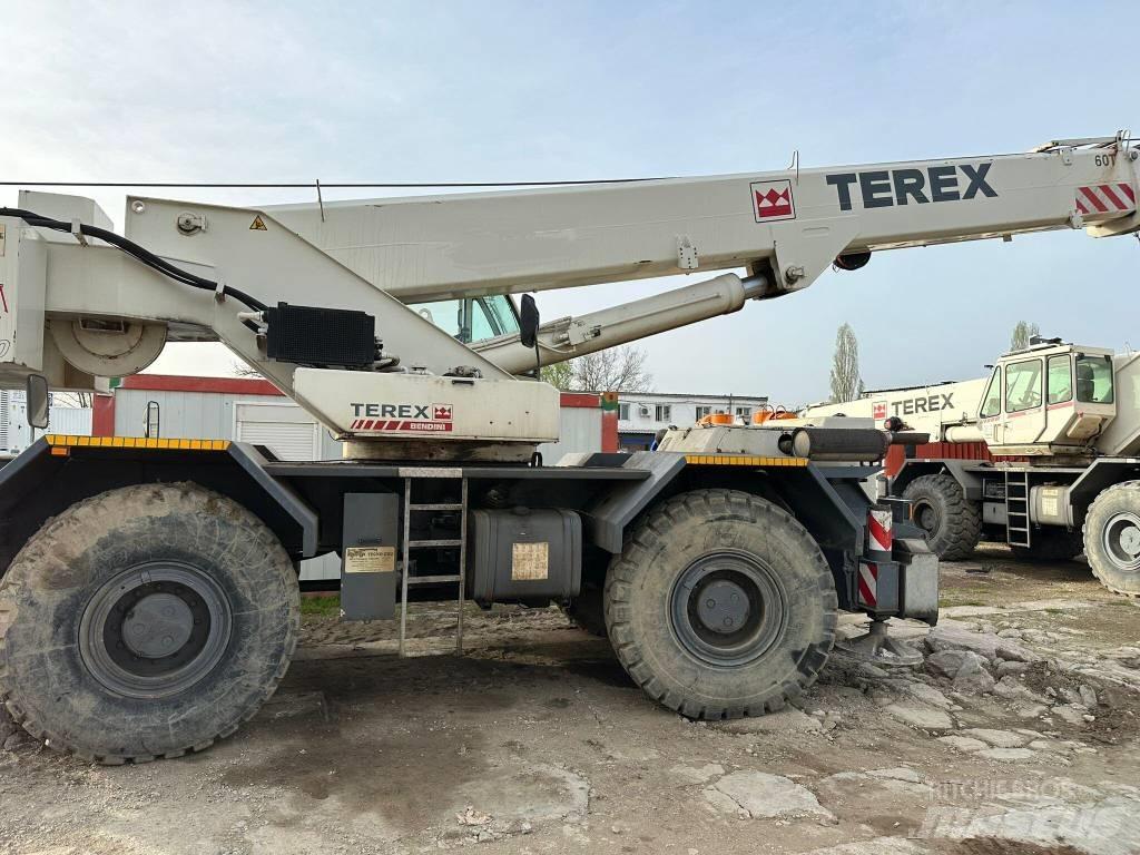 Terex A 600 Røff terreng kraner