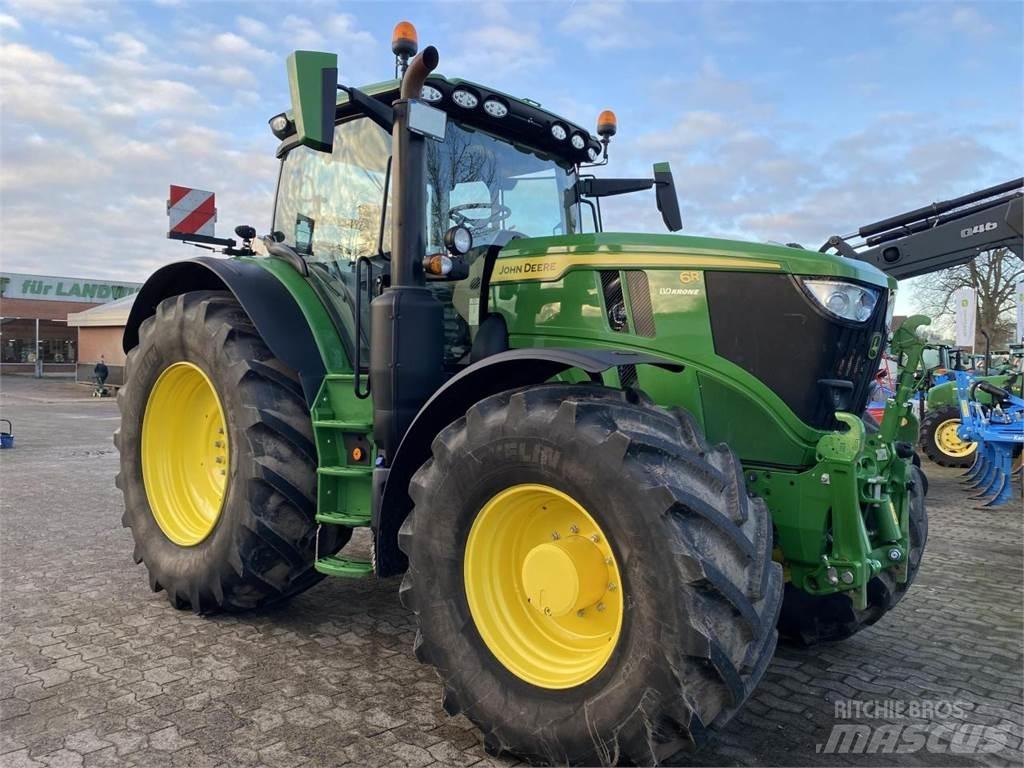 John Deere 6R 215 Traktorer