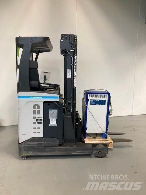 Atlet UMS160 Skyvemasttruck