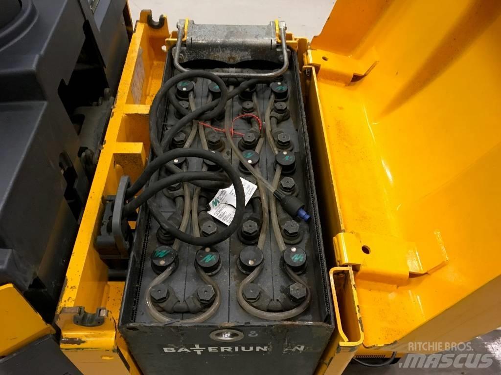 Jungheinrich ERE 225 Lavtløftende truck med platform