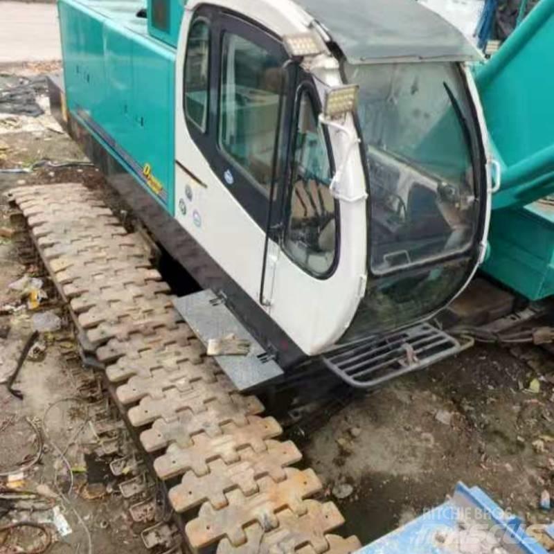 Kobelco 7080 Beltegående Kran