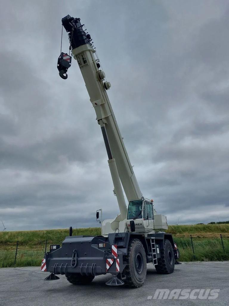 Terex RT100 Røff terreng kraner