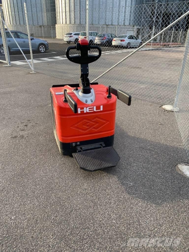 Heli CBD 20 Lavtløftende truck med platform