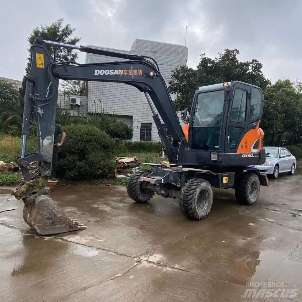 Doosan DX60W Hjulgravere