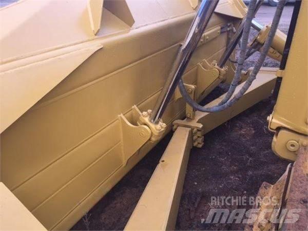 CAT D 6 R Dozere Beltegående