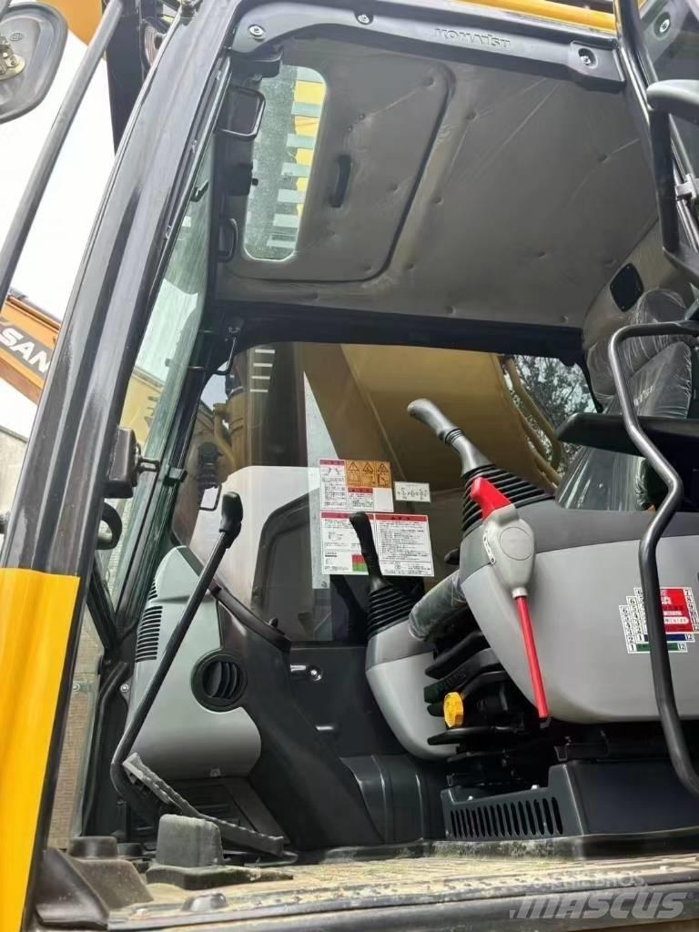 Komatsu 400-8 Beltegraver
