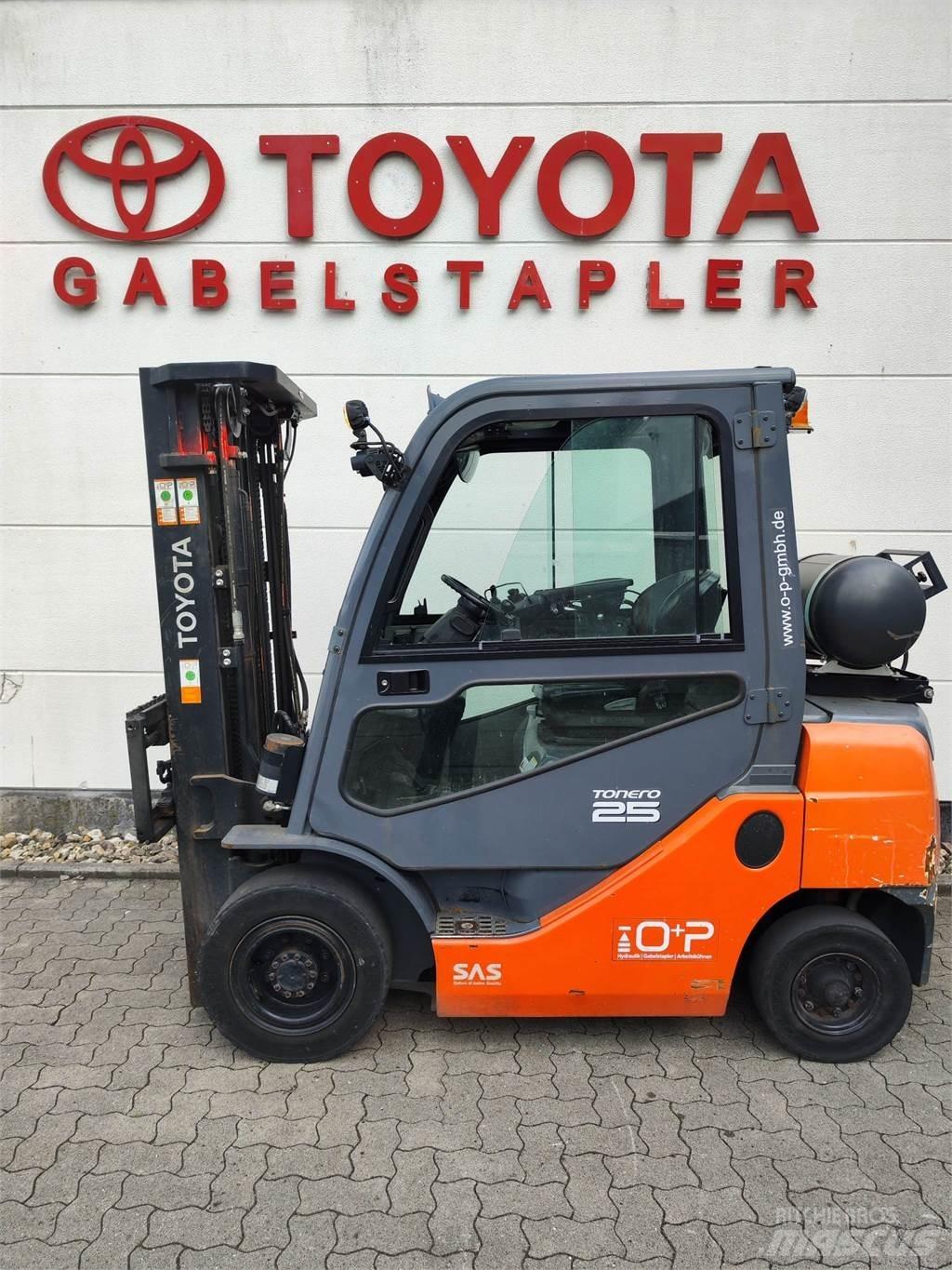 Toyota 02-8FGF25 Propan trucker