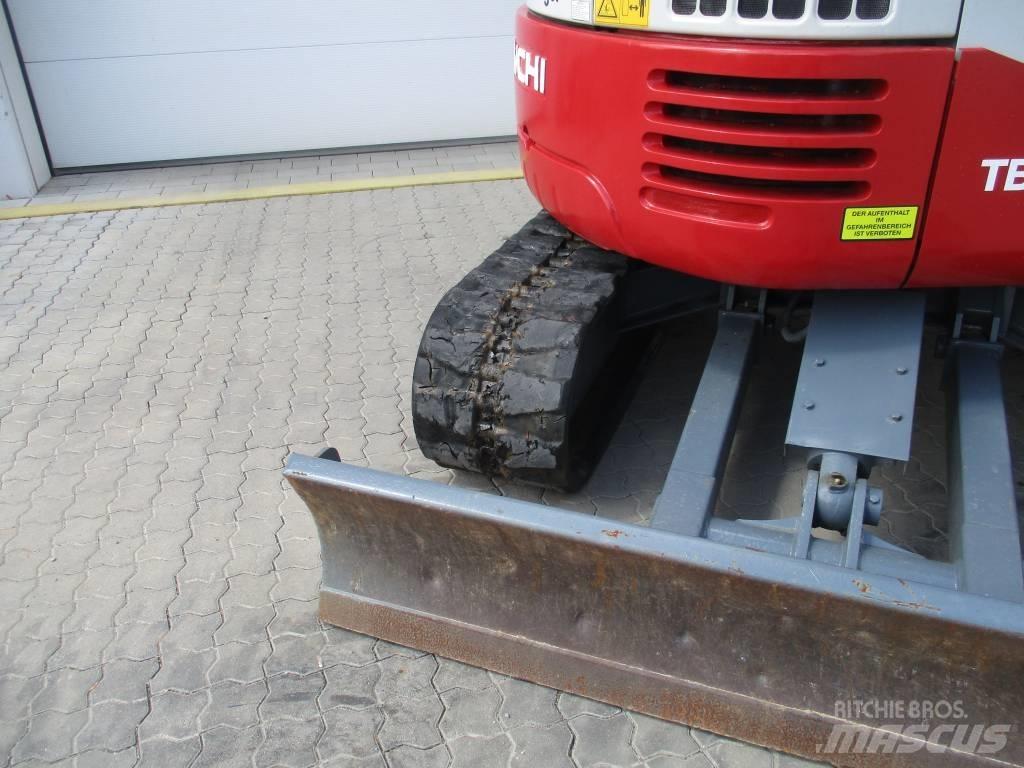 Takeuchi TB 153 FR Minigravere <7t